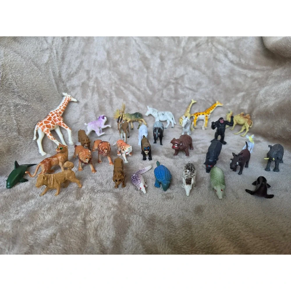 Vintage Plastic Animal Figurines Lot Safari Zoo Wildlife Toys 25+ Pieces